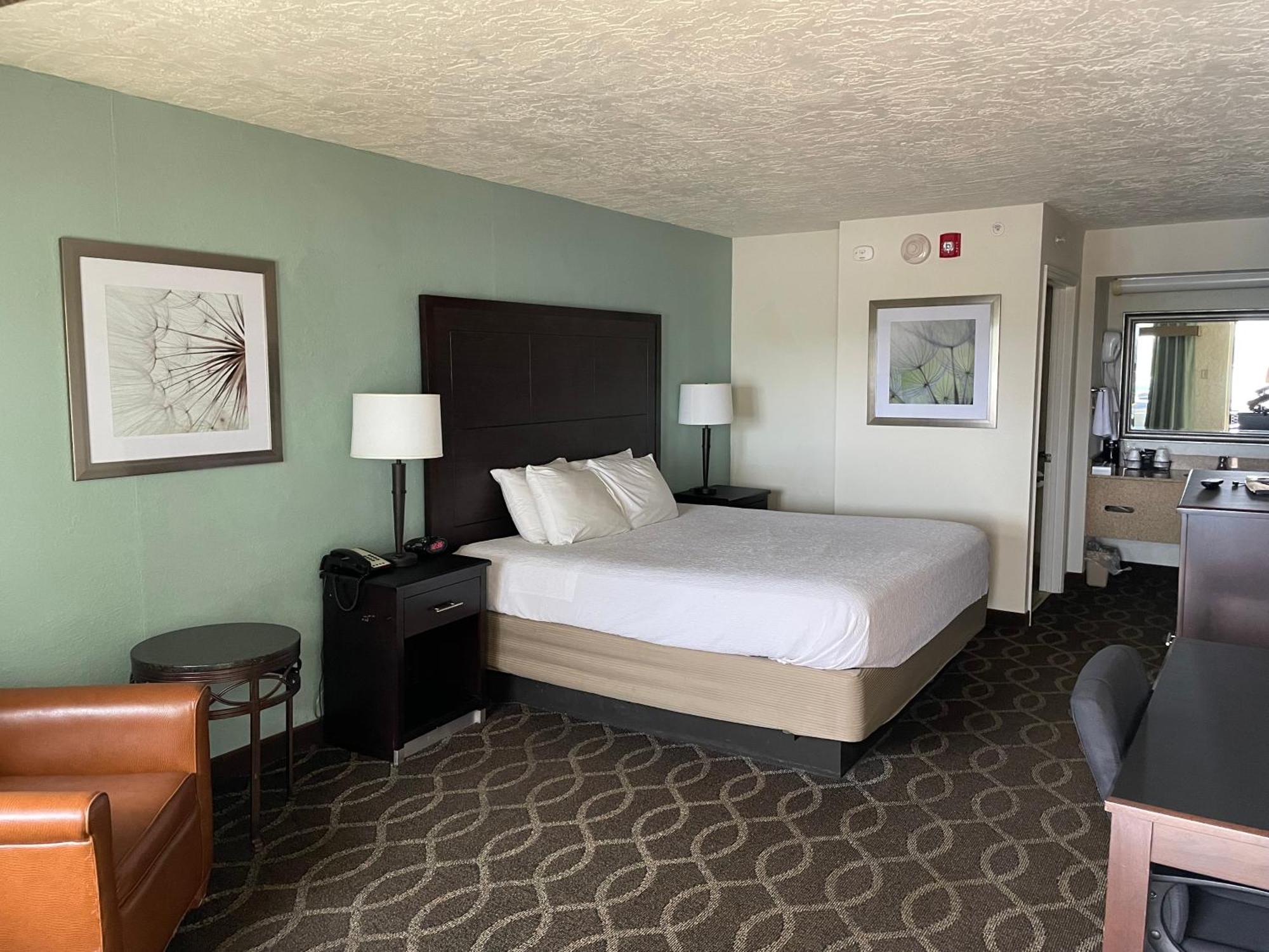 Quality Inn Clinton North Exterior foto