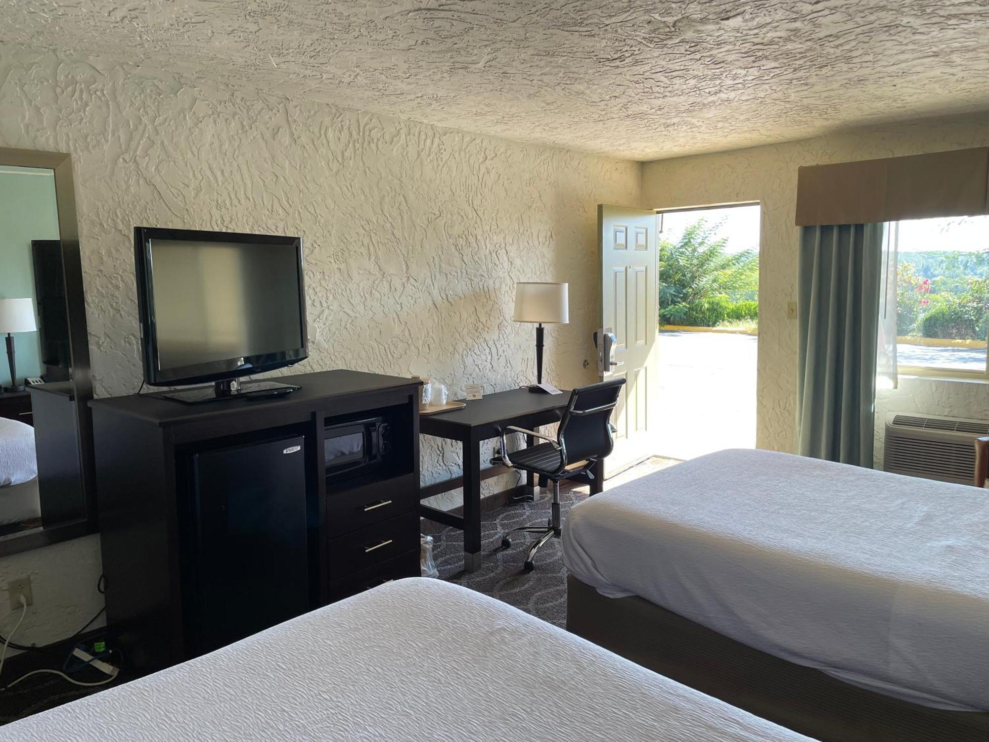 Quality Inn Clinton North Exterior foto