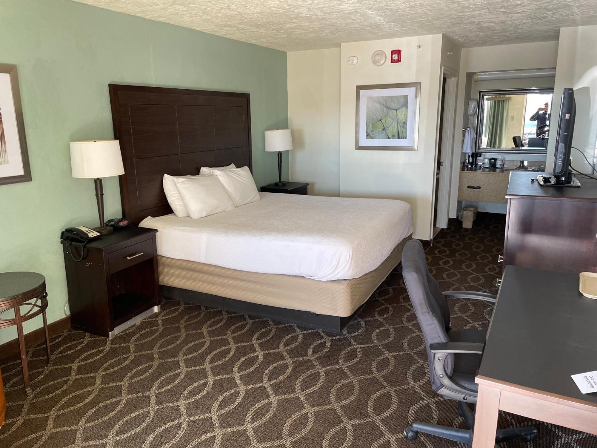 Quality Inn Clinton North Exterior foto
